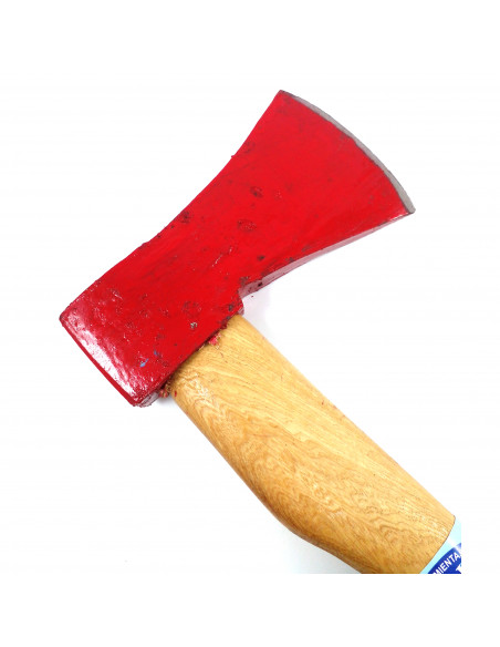 Hacha vizcaina con cabo