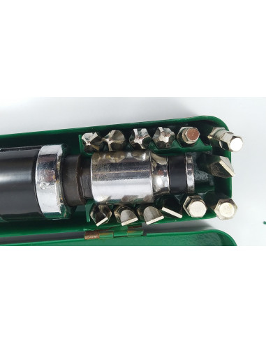 Set Destornillador de impacto con 12...